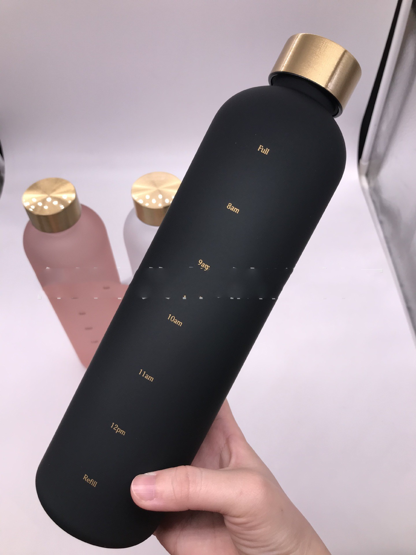 Portable 1L Plastic Water Bottle For Daily Use